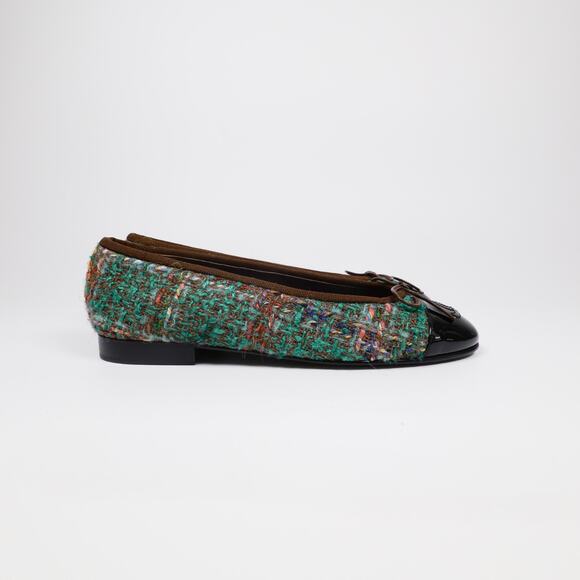 NWOB CHANEL 23A Paris-Dakar Green Tweed Patent CC Cap Toe Bow Ballet Flats EU 36 - Picture 5 of 12